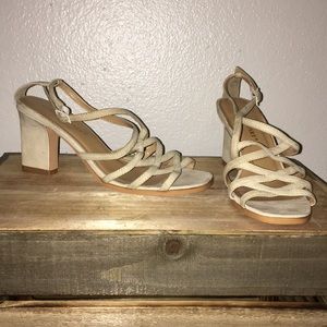 Light beige strappy heel